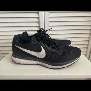 Nike Zoom (2017) size 8 (worn)